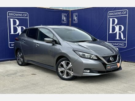 Nissan LEAF 40kWh N-Connecta Hatchback 5dr Electric Auto (150 ps)