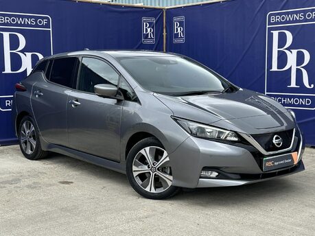 Nissan LEAF 40kWh N-Connecta Hatchback 5dr Electric Auto (150 ps)