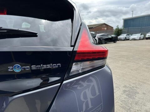 Nissan LEAF 40kWh N-Connecta Hatchback 5dr Electric Auto (150 ps) 19