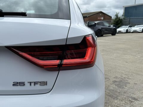 Audi A1 1.0 TFSI 25 S line Sportback 5dr Petrol Manual Euro 6 (s/s) (95 ps) 20