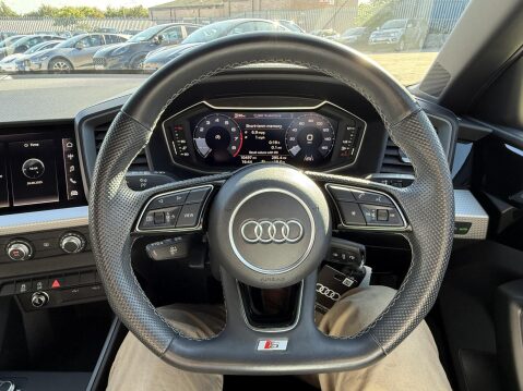 Audi A1 1.0 TFSI 25 Black Edition Sportback 5dr Petrol Manual Euro 6 (s/s) (95 ps) 25