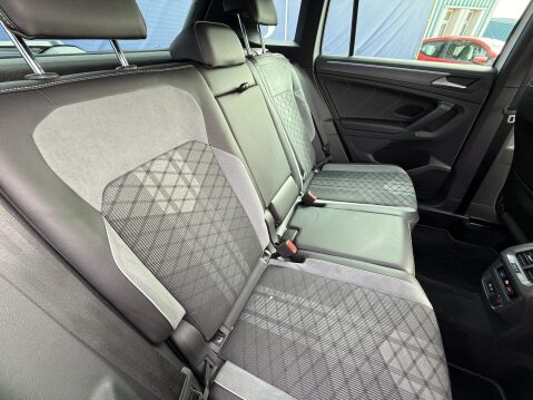 Volkswagen Tiguan 1.5 TSI R-Line SUV 5dr Petrol DSG Euro 6 (s/s) (150 ps) 21