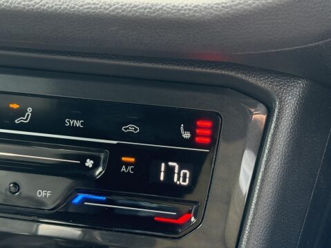 Volkswagen Tiguan 1.5 TSI R-Line SUV 5dr Petrol DSG Euro 6 (s/s) (150 ps) 31