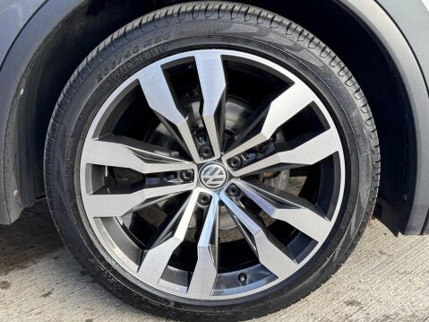 Volkswagen Tiguan 1.5 TSI EVO R-Line Tech SUV 5dr Petrol DSG Euro 6 (s/s) (150 ps) 16