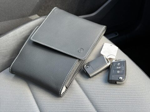 Volkswagen Tiguan 1.5 TSI EVO R-Line Tech SUV 5dr Petrol DSG Euro 6 (s/s) (150 ps) 38