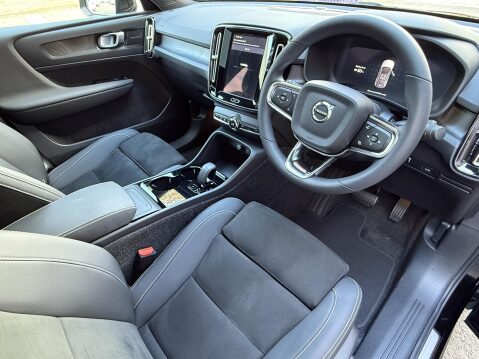 Volvo C40 Twin Recharge 78kWh Ultimate SUV 5dr Electric Auto AWD (408 ps) 3