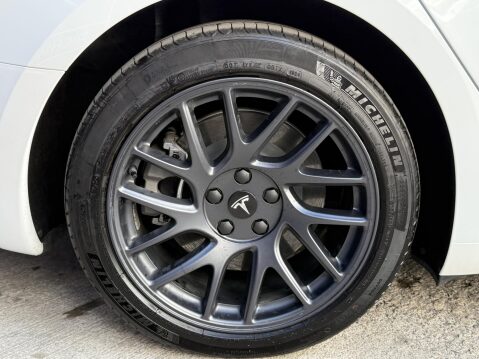Tesla Model 3 (Dual Motor) Long Range Saloon 4dr Electric Auto 4WDE (306 ps) 17