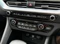 Kia Niro 1.6 GDi 4 SUV 5dr Petrol Hybrid DCT Euro 6 (s/s) (139 bhp) 37