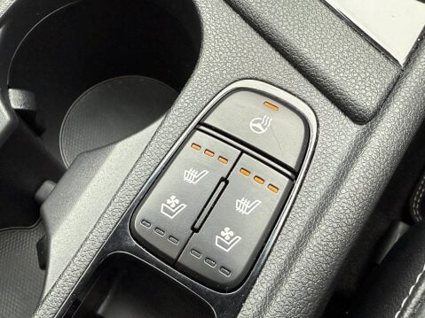 Kia Niro 1.6 GDi 4 SUV 5dr Petrol Hybrid DCT Euro 6 (s/s) (139 bhp) 39