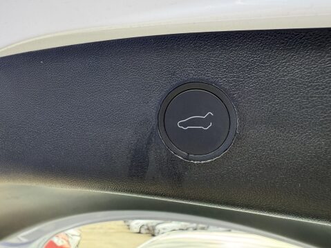 Tesla Model 3 Long Range Saloon 4dr Electric Auto RWD (282 ps) 24