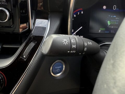 Toyota Corolla 2.0 VVT-h Design Hatchback 5dr Petrol Hybrid CVT Euro 6 (s/s) (184 ps) 29