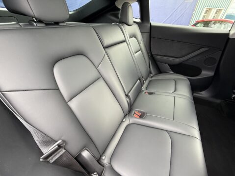 Tesla Model Y (Dual Motor) Long Range SUV 5dr Electric Auto 4WDE (384 bhp) 24