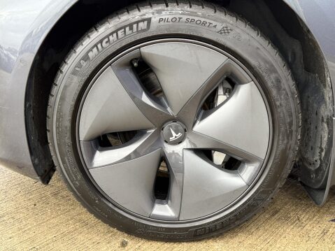 Tesla Model 3 Standard Range Plus Saloon 4dr Electric Auto RWD (241 bhp) 19