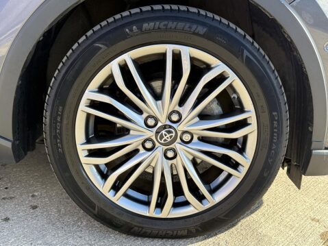 Toyota C-HR 2.0 VVT-h GPF Excel SUV 5dr Petrol Hybrid CVT Euro 6 (s/s) (184 ps) 16