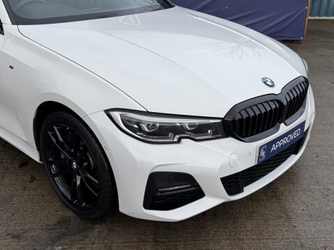 BMW 3 Series 2.0 330e 12kWh M Sport Saloon 4dr Petrol Plug-in Hybrid Auto Euro 6 (s/s) ( 15