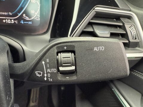 BMW 3 Series 2.0 330e 12kWh M Sport Saloon 4dr Petrol Plug-in Hybrid Auto Euro 6 (s/s) ( 31