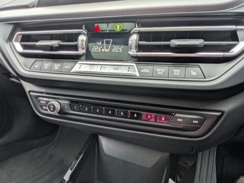 BMW 1 Series 2.0 M135i Hatchback 5dr Petrol Auto xDrive Euro 6 (s/s) (306 ps) 44