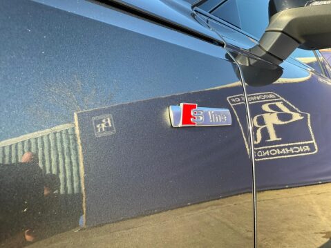 Audi A4 2.0 TFSI 35 Black Edition Estate 5dr Petrol S Tronic Euro 6 (s/s) (150 ps) 16