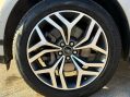 Land Rover Range Rover Evoque 2.0 D180 R-Dynamic SE SUV 5dr Diesel Auto 4WD Euro 6 (s/s) (180 ps) 18