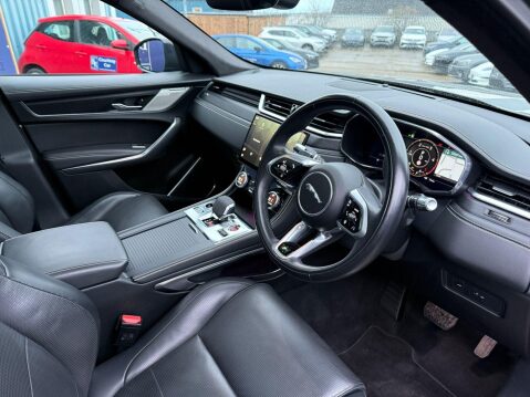 Jaguar F-Pace 2.0 D200 MHEV R-Dynamic HSE SUV 5dr Diesel Auto AWD Euro 6 (s/s) (204 ps) 30