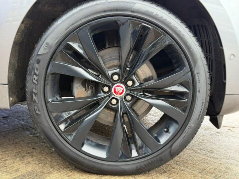 Jaguar F-Pace 2.0 D200 MHEV R-Dynamic HSE SUV 5dr Diesel Auto AWD Euro 6 (s/s) (204 ps) 16