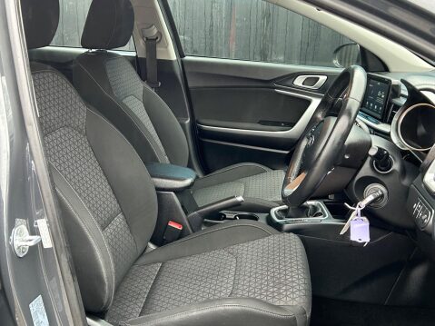 Kia Ceed 1.6 CRDi ECO 2 Euro 6 (s/s) 5dr 16