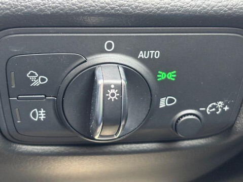 Audi A3 1.5 TFSI CoD Sport S Tronic Euro 6 (s/s) 4dr 32