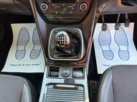 Ford Kuga 1.5 TDCi Titanium Euro 6 (s/s) 5dr 19