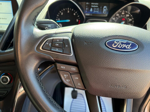 Ford Kuga 1.5 TDCi Titanium Euro 6 (s/s) 5dr 29