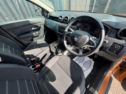 Dacia Duster 1.6 SCe Prestige Euro 6 (s/s) 5dr 31