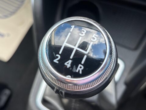 Dacia Duster 1.6 SCe Prestige Euro 6 (s/s) 5dr 32