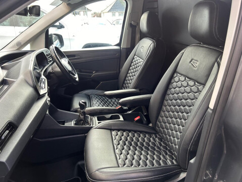 Volkswagen Caddy 2.0 TDI C20 Commerce Pro SWB Euro 6 (s/s) 5dr 19