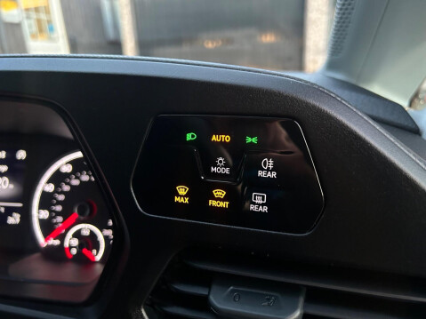 Volkswagen Caddy 2.0 TDI C20 Commerce Pro SWB Euro 6 (s/s) 5dr 8