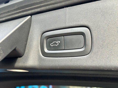 Volvo V90 2.0 D5 PowerPulse Pro Auto AWD Euro 6 (s/s) 5dr 12