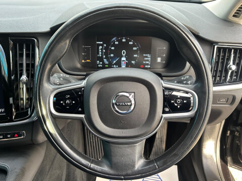 Volvo V90 2.0 D5 PowerPulse Pro Auto AWD Euro 6 (s/s) 5dr 17