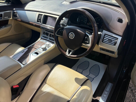 Jaguar XF 2.2d Portfolio Auto Euro 5 (s/s) 4dr 23