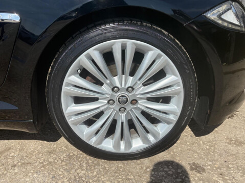 Jaguar XF 2.2d Portfolio Auto Euro 5 (s/s) 4dr 15