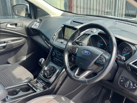 Ford Kuga 1.5 TDCi Titanium Euro 6 (s/s) 5dr 9