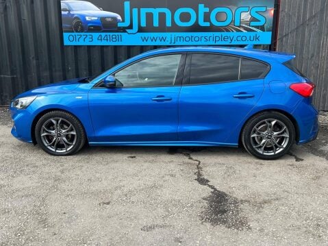 Ford Focus 1.0T EcoBoost ST-Line Euro 6 (s/s) 5dr 3