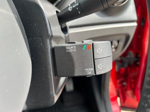 Renault Captur 0.9 TCe ENERGY Signature Nav Euro 6 (s/s) 5dr 20