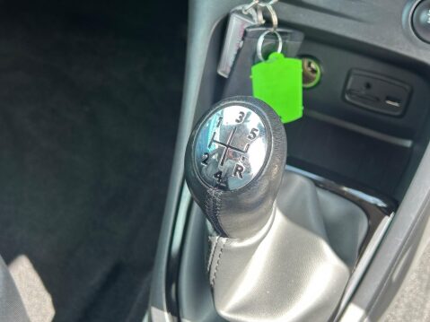 Renault Captur 0.9 TCe ENERGY Signature Nav Euro 6 (s/s) 5dr 23
