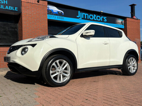 Nissan Juke 1.2 DIG-T N-Connecta Euro 6 (s/s) 5dr 3