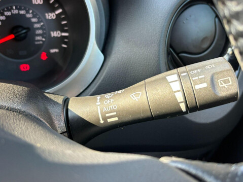 Nissan Juke 1.2 DIG-T N-Connecta Euro 6 (s/s) 5dr 23