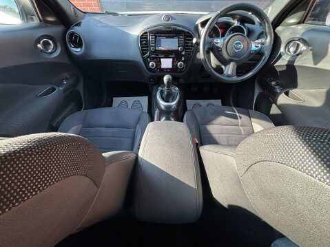 Nissan Juke 1.2 DIG-T N-Connecta Euro 6 (s/s) 5dr 15
