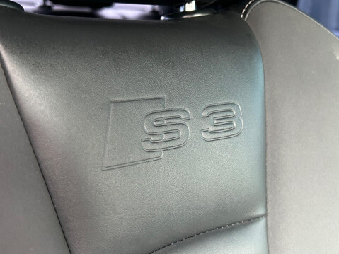 Audi S3 2.0 TFSI S Tronic quattro Euro 6 (s/s) 4dr (Nav) 13