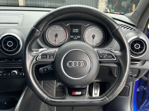 Audi S3 2.0 TFSI S Tronic quattro Euro 6 (s/s) 4dr (Nav) 18
