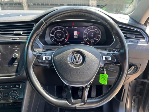 Volkswagen Tiguan 2.0 TDI SEL Euro 6 (s/s) 5dr 20