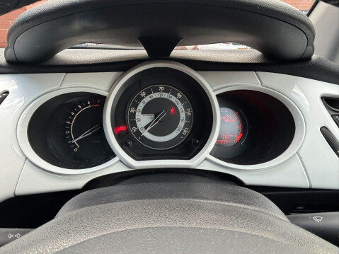 Citroen C3 1.2 VTi Selection Euro 5 5dr 28