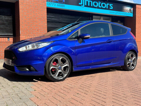 Ford Fiesta 1.6T EcoBoost ST-3 Euro 5 (s/s) 3dr 3
