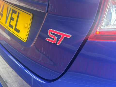 Ford Fiesta 1.6T EcoBoost ST-3 Euro 5 (s/s) 3dr 38